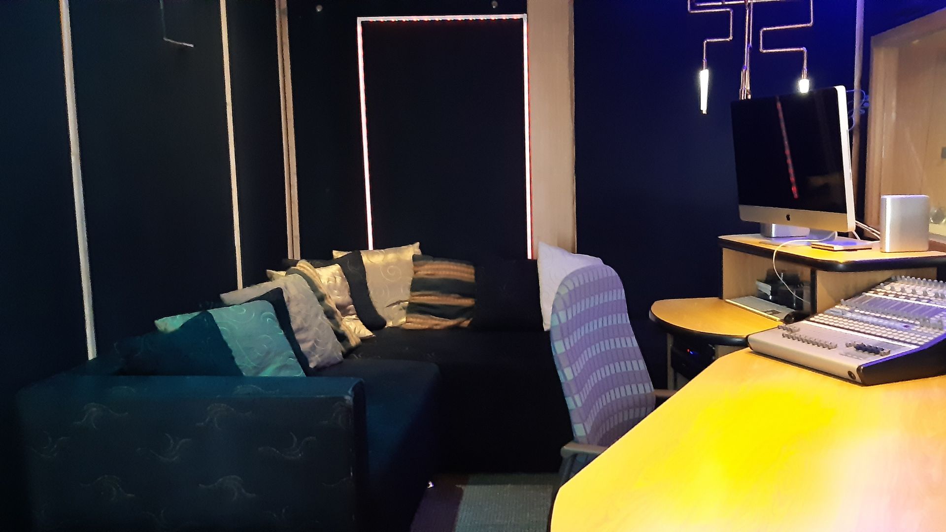 studio2